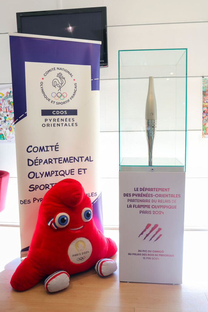 FlammeJO Paris MaisonSports  01 2026  MJZ 3955