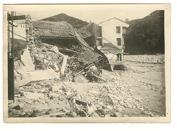 Aiguat 1940 à Arles-sur-Tech (crédits Fonds 43Fi) Aiguat 1940 à Arles-sur-Tech (crédits Fonds 43Fi)